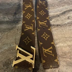 Louis Vuitton gold monogram belt